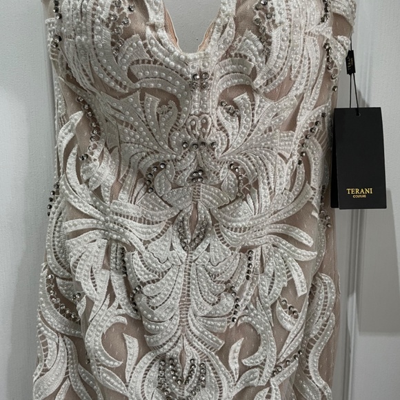 Terani Couture Dress 1811C6027 - Picture 6 of 8